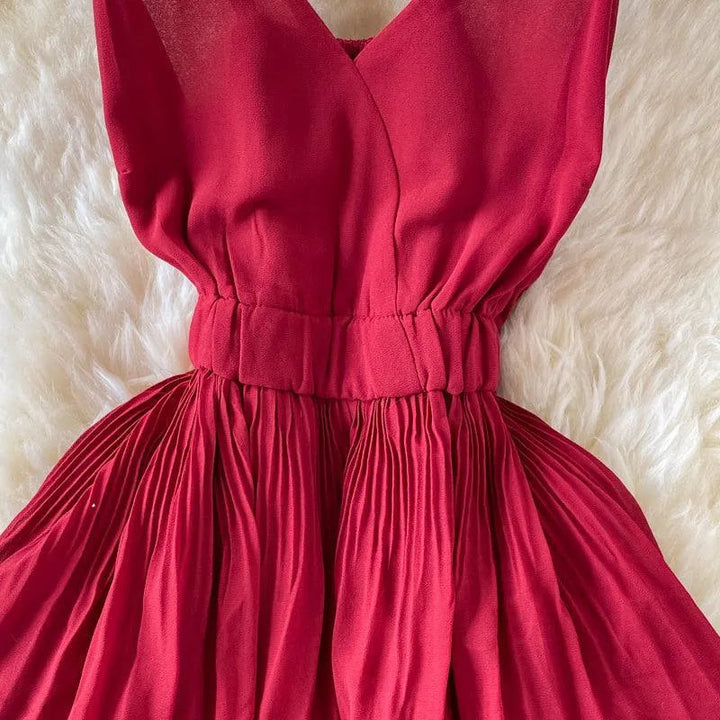 Levoire | Robe longue avec décolleté en V de style français