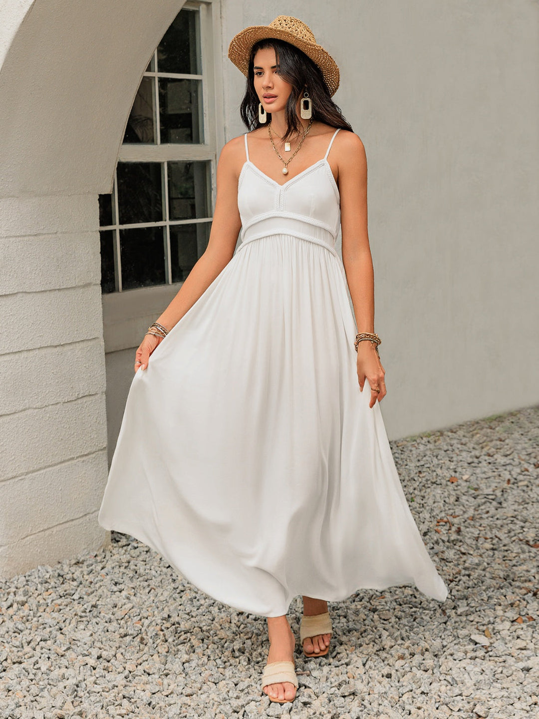 Levoire | Robe Maxi Cami Sans Manches À Décolleté En V Avec Décolleté Carré