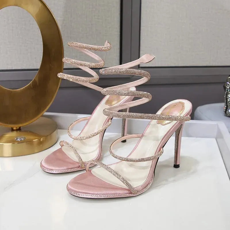 Levoire | Sandales pour femmes à talons hauts et à brides de cheville