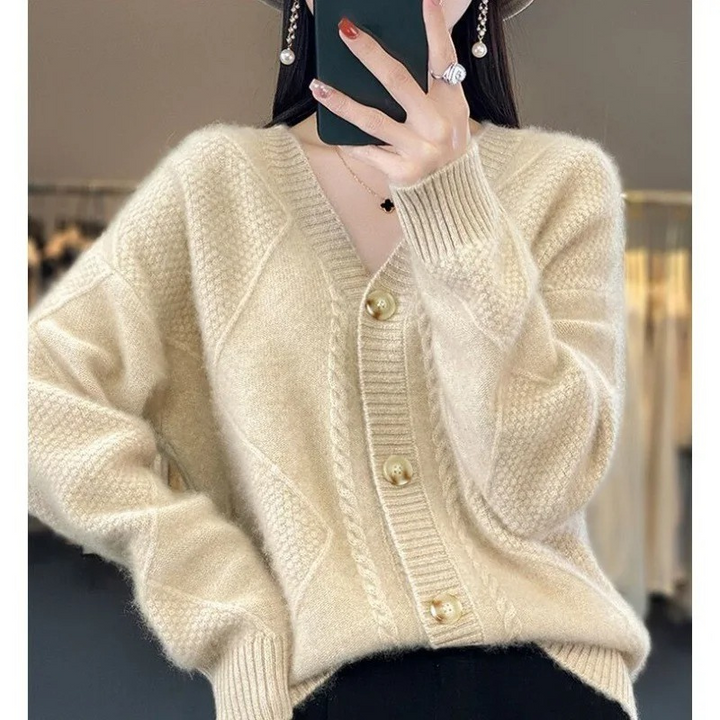 Levoire | Gilet pour femmes avec décolleté en V et liste de boutons Beige