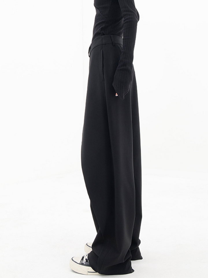 Levoire | Pantalon Asymétrique À La Mode