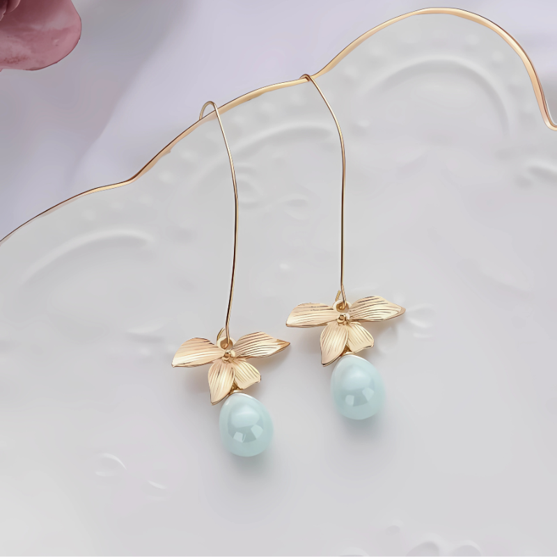 Levoire | Élégants Pendentifs Boucles D'Oreilles Tipan Set