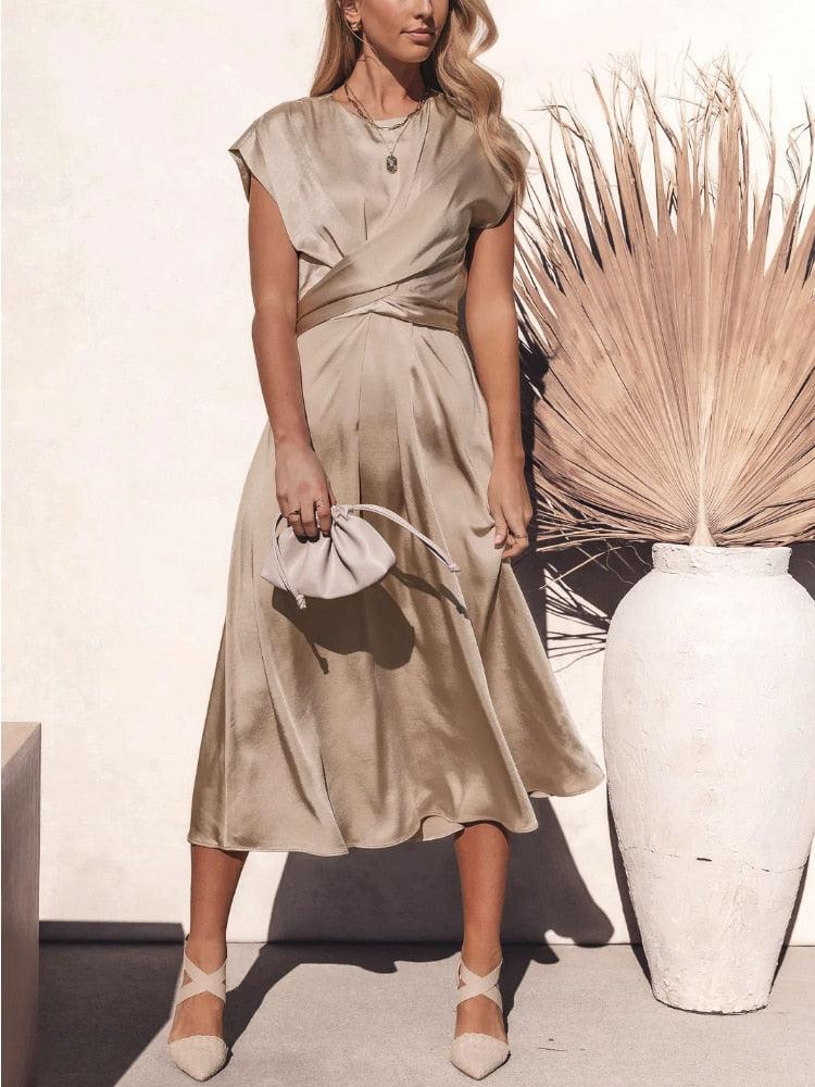 Levoire | Robe Midi Avec Des Détails De Broderie Au Point De Croix Pour Femmes