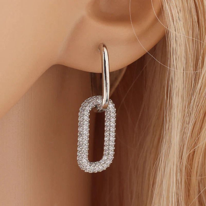 Levoire | Boucles D'Oreilles Carrées Élégantes Avec Une Finition Soignée