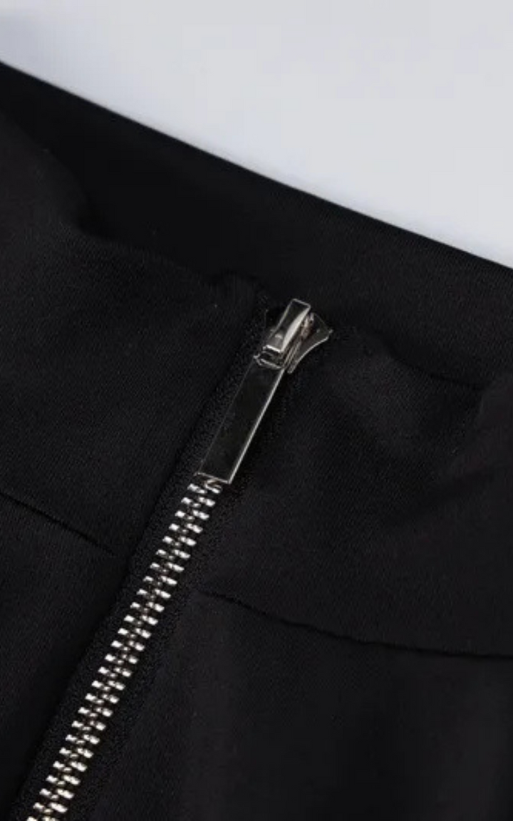 Levoire | Pantalon Femme Noir Serré Et Élégant