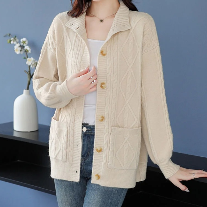 Levoire | Cardigan en maille pour femme à col et boutons Beige