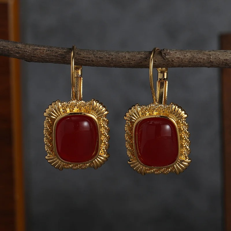 Levoire | Récolte De Vin Boucles D'Oreilles En Or Avec Gemme Rouge