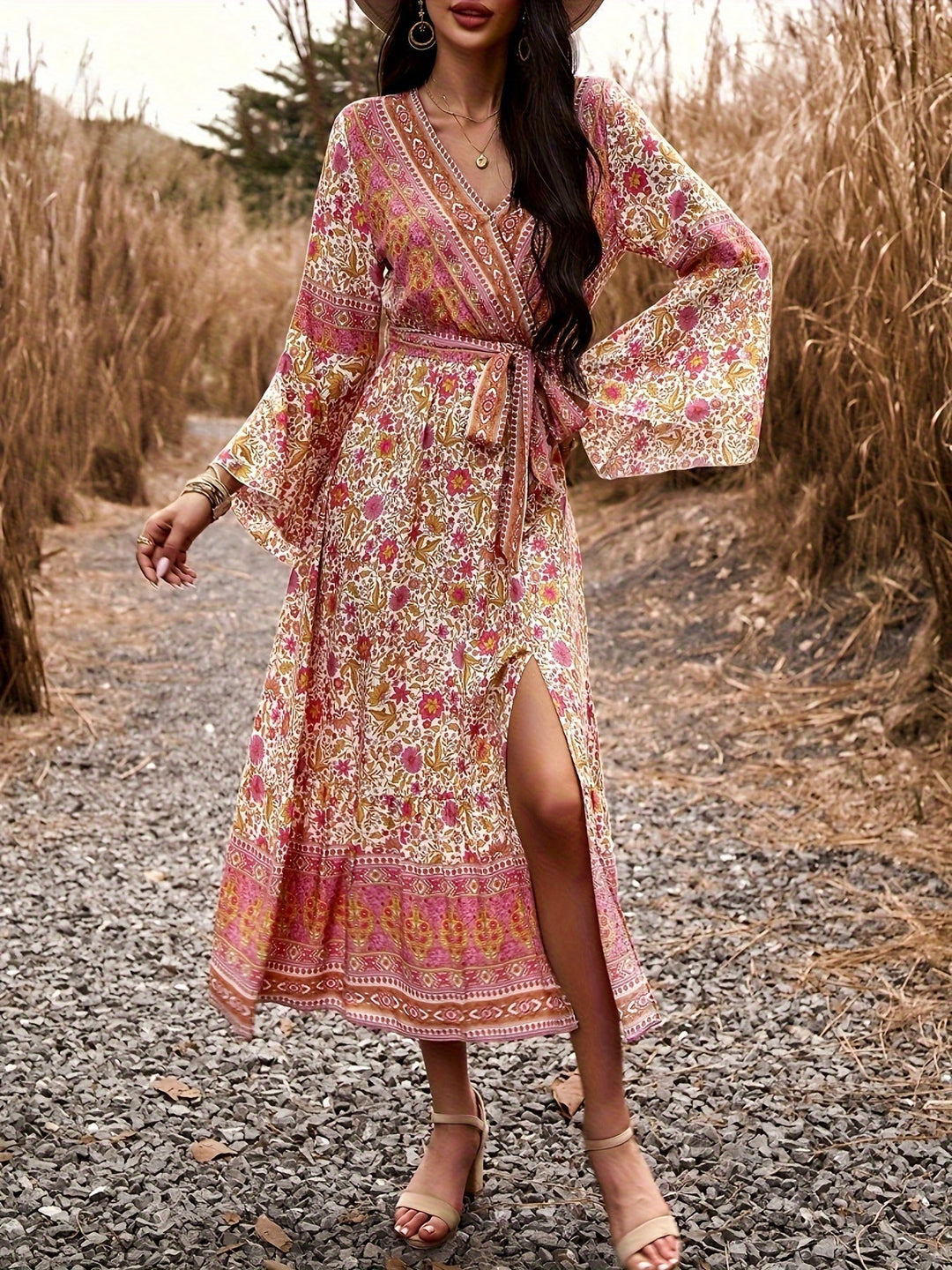 Levoire | Femme Robe avec décolleté cache-cœur et imprimé floral - Rose Rose
