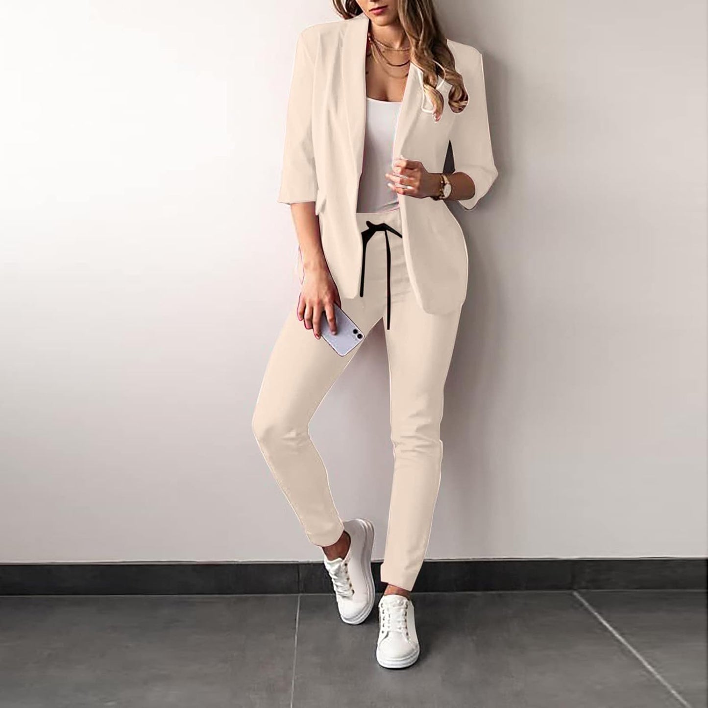 Levoire | Blazer With Notched Collar And Slim Pants In A Two Piece Set Beige