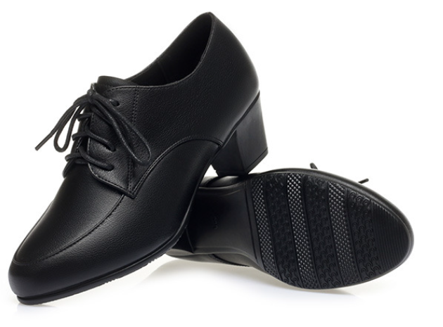 Levoire | Bottes En Dentelle Noires Pour Femmes Avec Des Talons Moyens Confortables