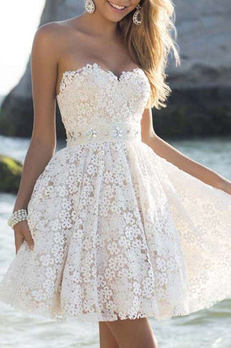 Levoire | Robe courte bustier à fleurs blanches en dentelle