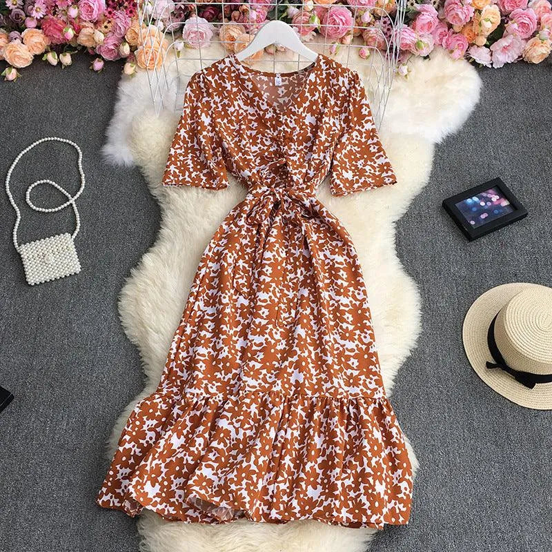 Levoire | Robe à fleurs à encolure en V avec manches bouffantes Khaki Une taille