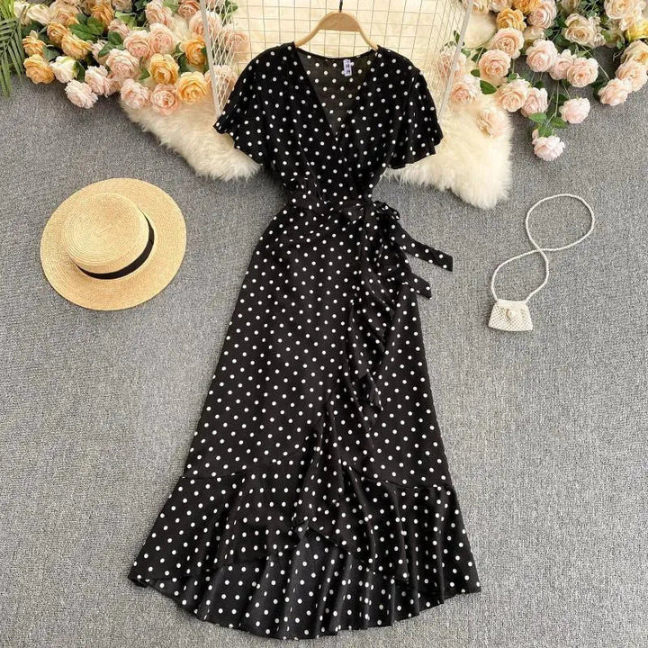 Levoire | Robe mi-longue pour femmes avec pois et volants Noir Une taille