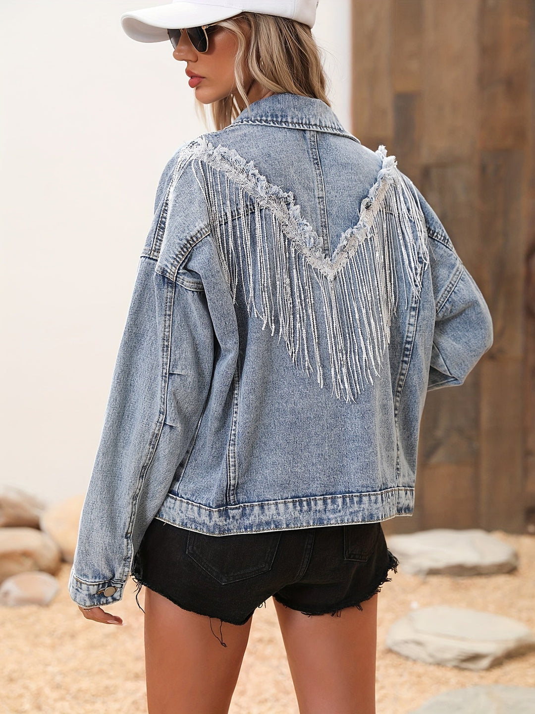 Levoire | Veste En Denim Bleu Clair Avec Des Paillettes Et Fermeture À Boutons