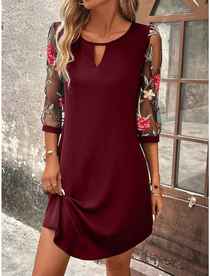 Levoire | Robe Cintrée Avec Dentelle Vin rouge