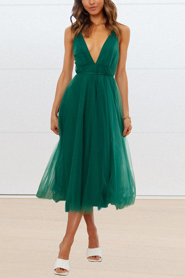 Levoire | Robe midi en tulle à col en V Feeling Romantic