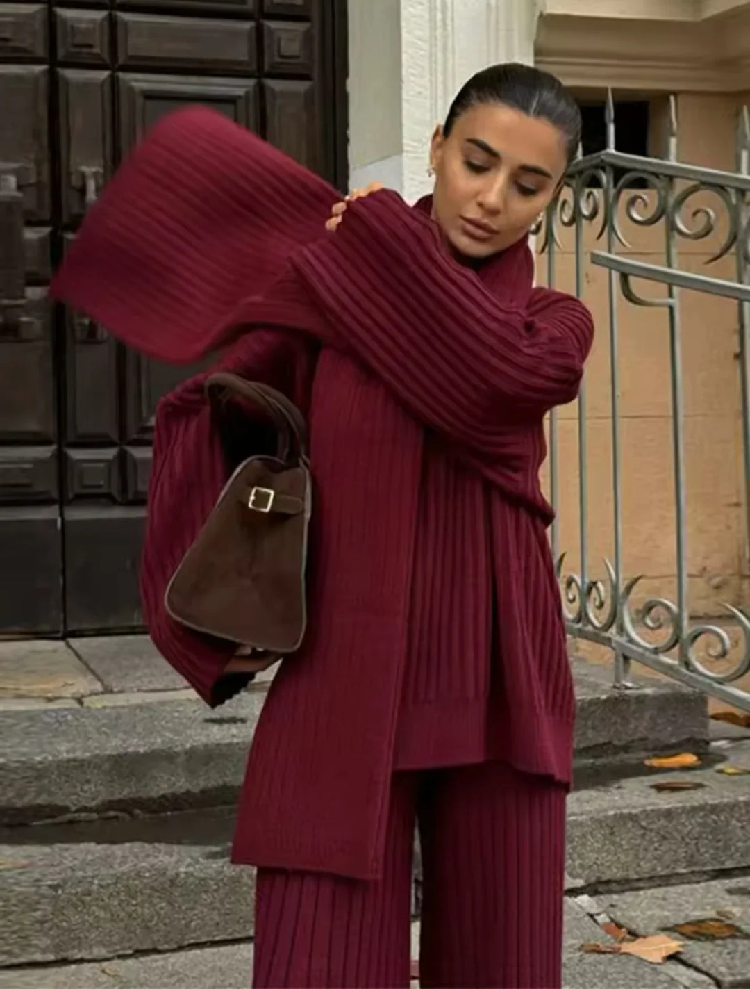 Levoire | Robe Pantalon Pull Décolleté V