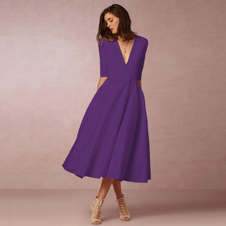 Levoire | Robe élégante en A avec décolleté en V profond Lila