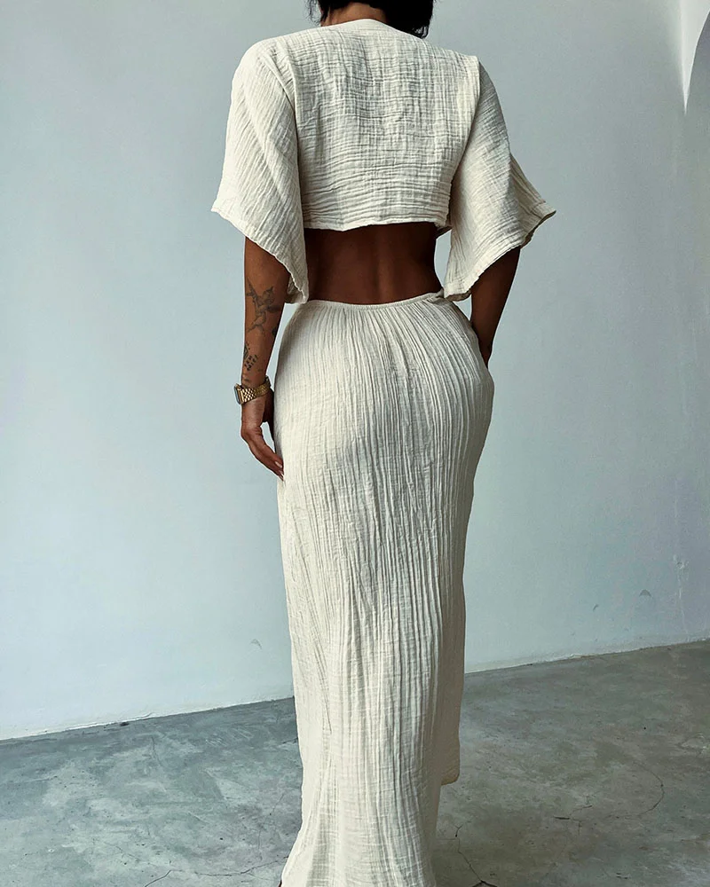 Levoire | Magnifique robe en avec taille ouverte et lacets