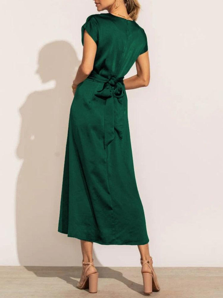 Levoire | Robe Midi Avec Des Détails De Broderie Au Point De Croix Pour Femmes