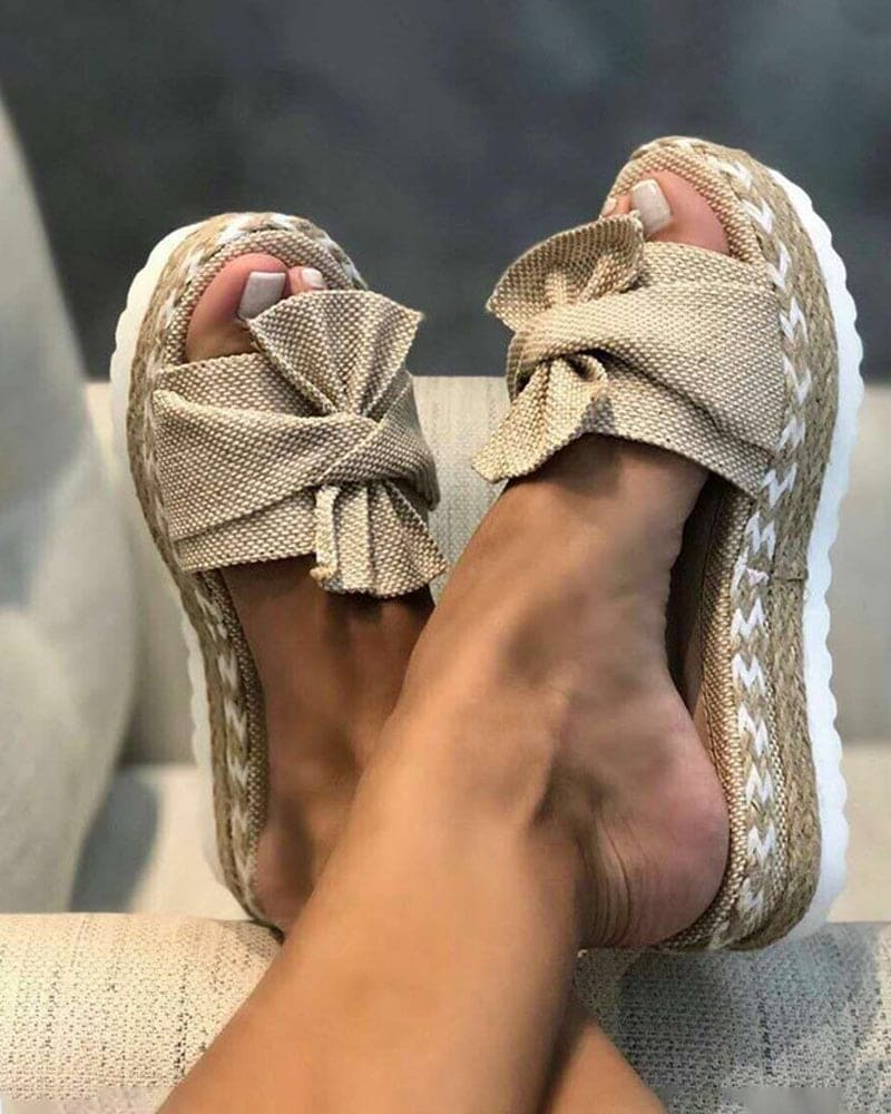 Levoire | Pantoufle Avec Une Semelle Plus Épaisse Et Un Nœud Beige