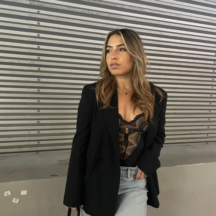 Levoire | Formender Spitzen Shapewear Bodysuit