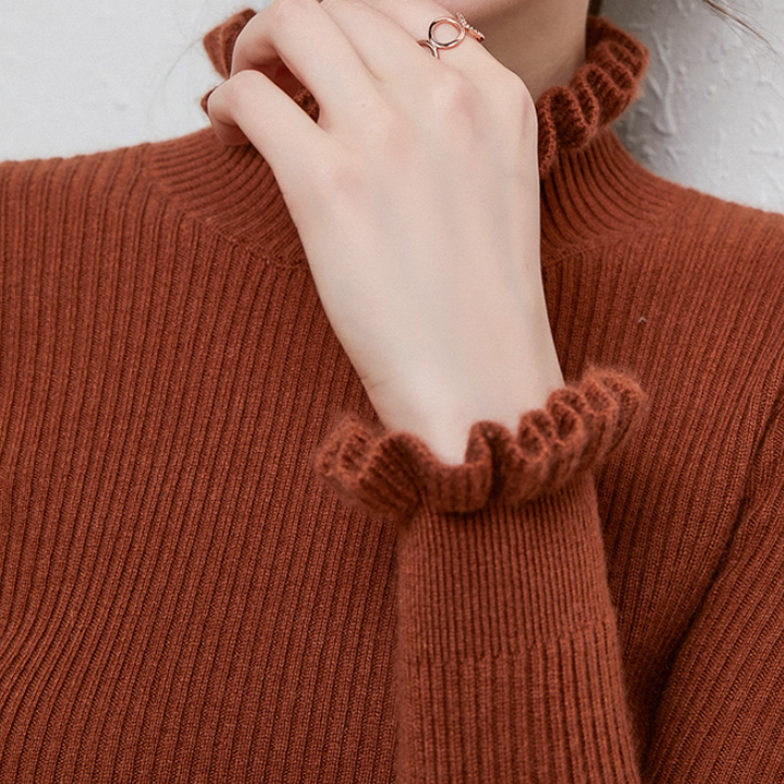 Levoire | Pull À Col Roulé Pour Femmes Avec Un Motif En Dentelle Délicat Au Col Et Aux Manches Rot