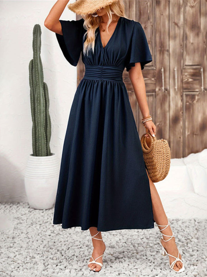 Levoire | Fente Latérale Surplice Manches Évasées Midi Robe Élégante & Sans Effort Bleu marine foncé
