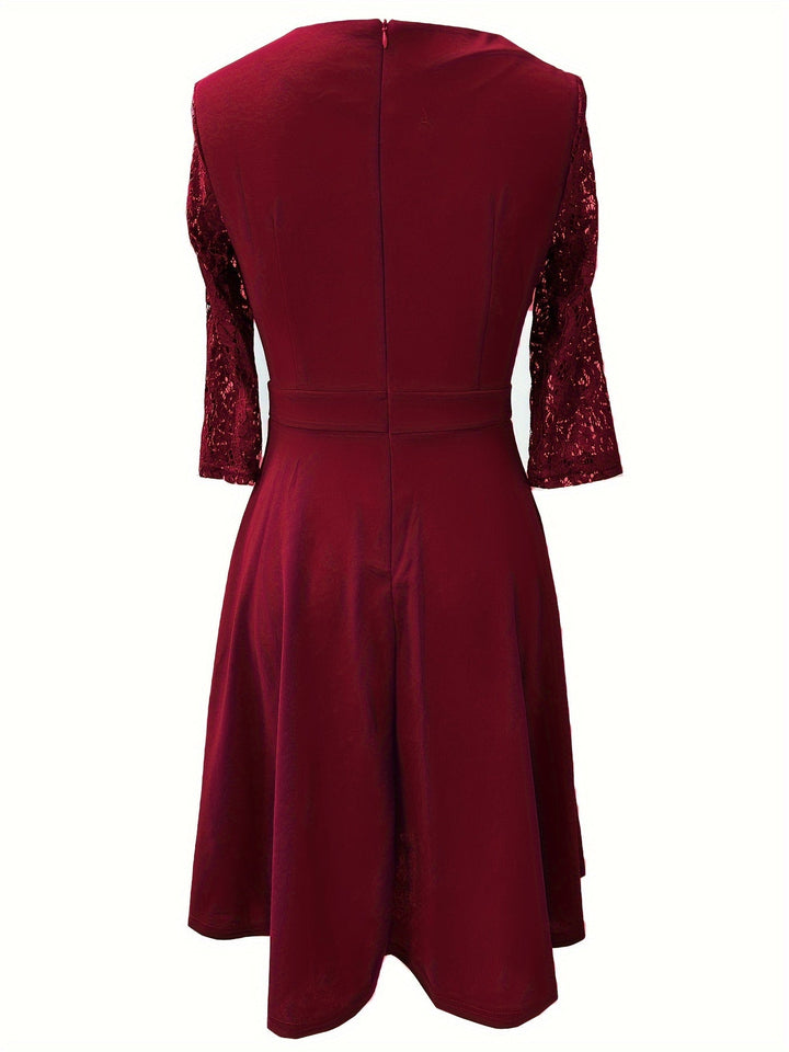 Levoire | Robe Femme Avec Des Détails En Dentelle Parfaite Pour Les Occasions Formelles