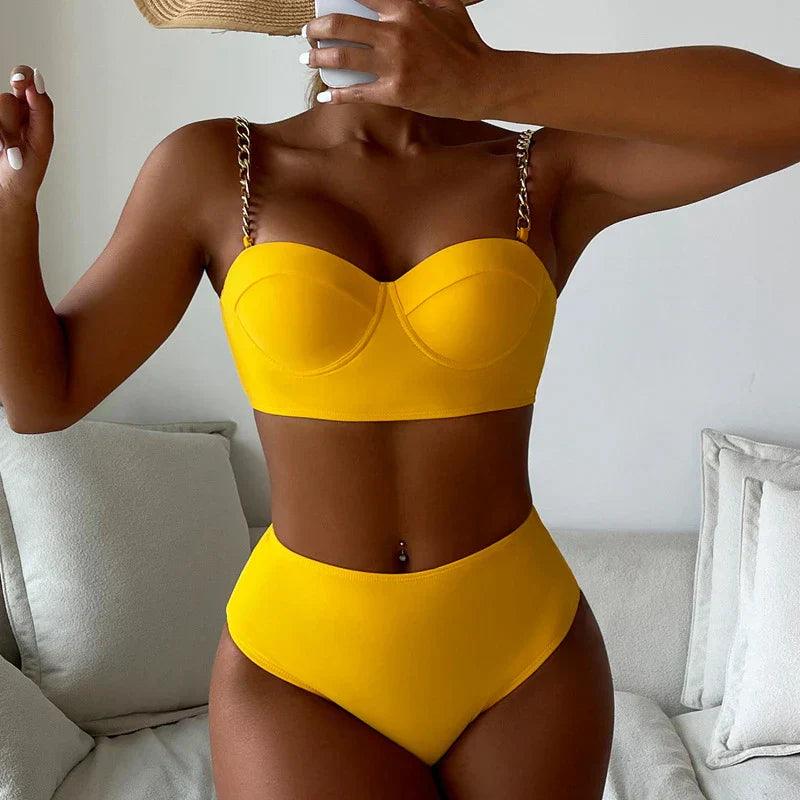Levoire | Vêtement De Bain Rembourré Ajusté À La Silhouette Avec Des Bretelles En Chaîne Pour Femmes