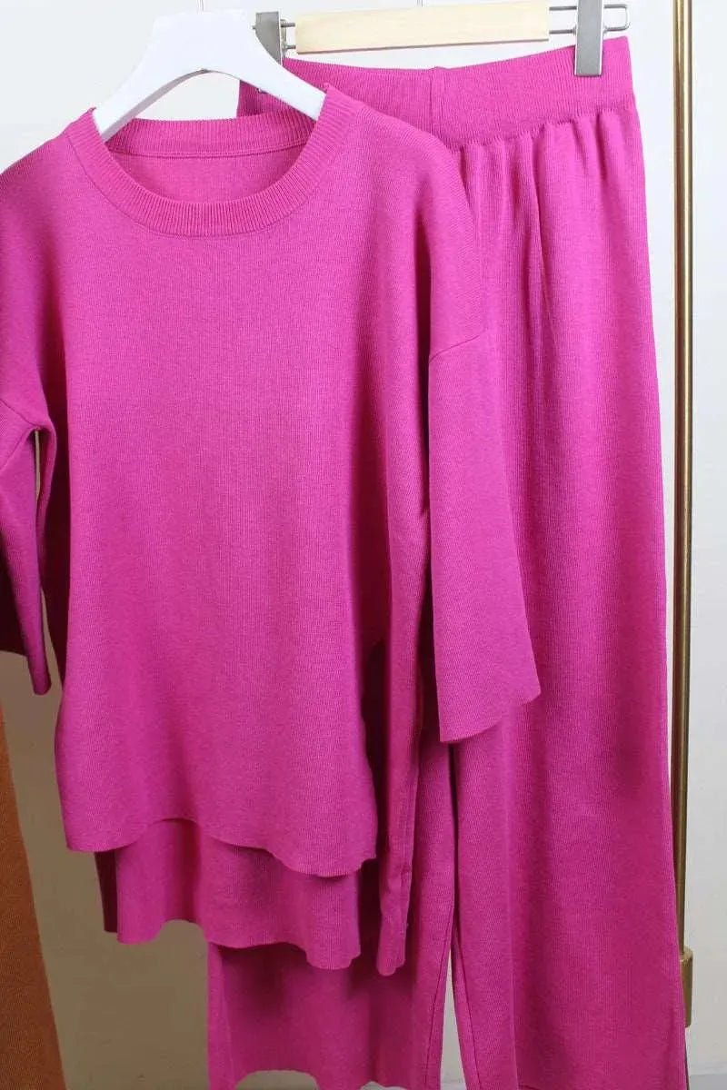 Levoire | Dans la robe pour femmes à taille haute et à deux pièces, il y a un tricot en soie, une fente et un col rond. Rosenrot Taille moyenne