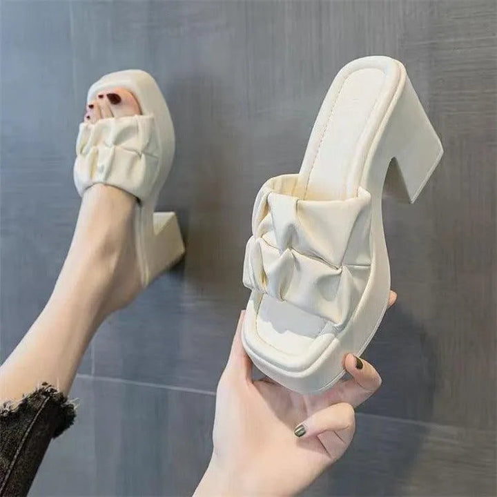 Levoire | Sandales avec des talons de paquets et un coussin pour les orteils en forme de carré Wellblechbänder Blanc