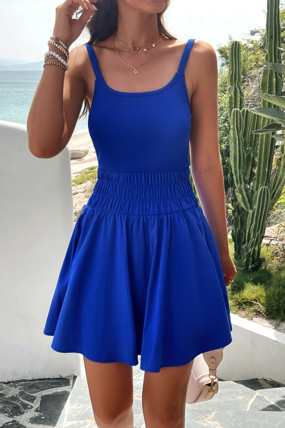 Levoire | Robe Mini Cami À Encolure Ronde Froncée Élégante Et Décontractée