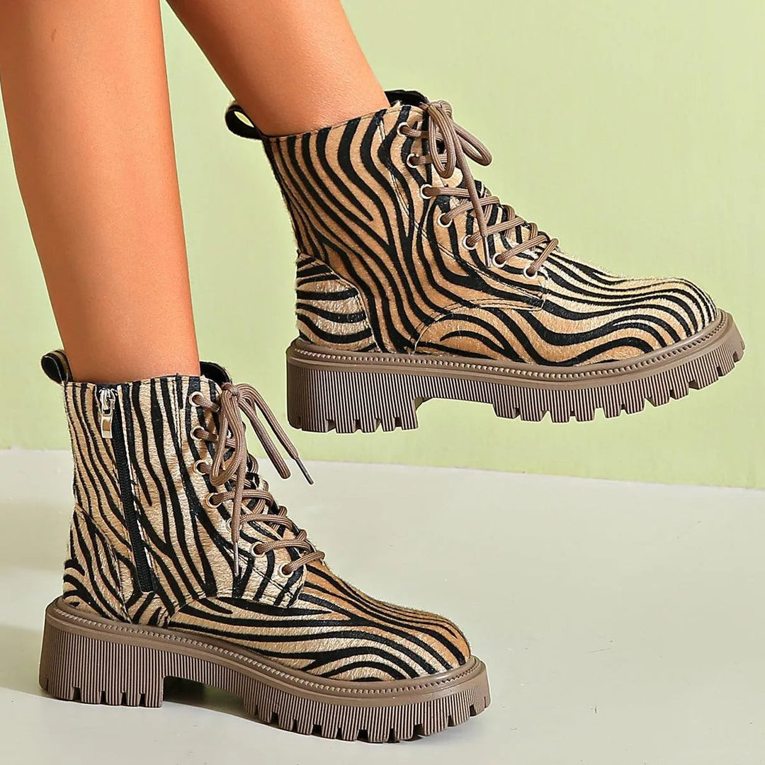 Levoire | Bottes à semelle épaisse et lacets avec motif léopard