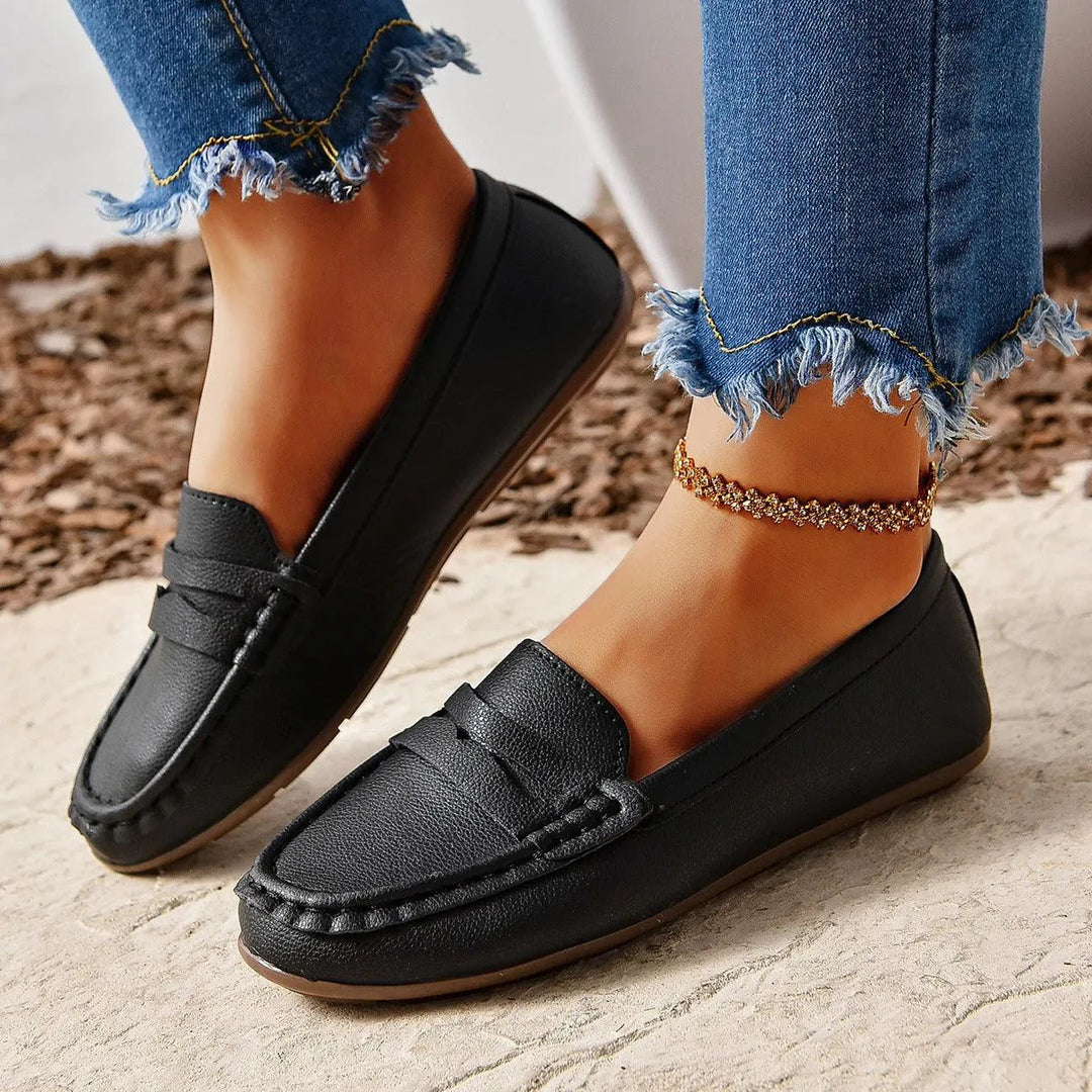 Levoire | Gommino Plat Ristipehmeä Semelle Femmes Noir