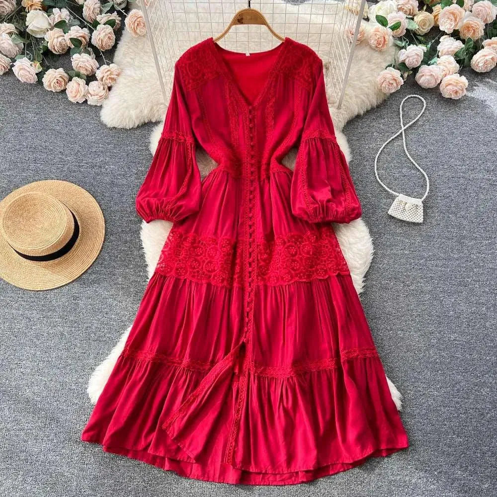 Levoire | Robe avec manches bouffantes et taille délicate Rouge vin