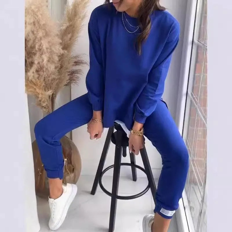 Levoire | Ensemble décontracté parfait en deux parties, avec un sweat à col ras du cou et un pantalon slim-fit Bleu