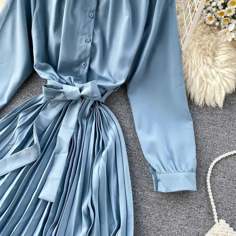 Levoire | Robe ajustée avec col montant