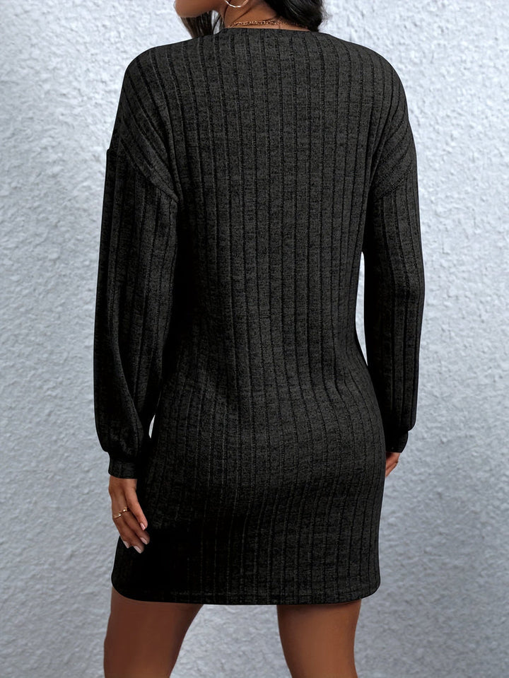 Levoire | Robe Femme Avec Un Design De Pull Moderne