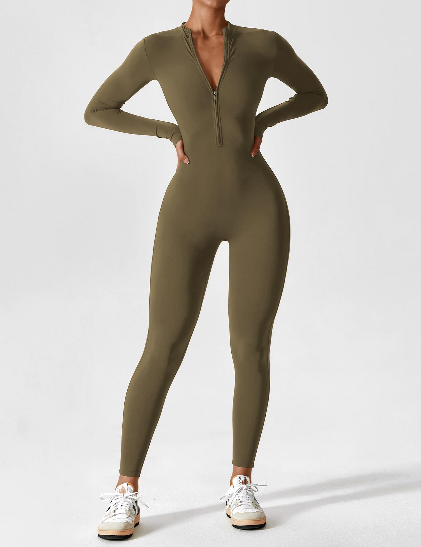 Levoire | Jumpsuit élégant pour femmes avec col montant et fermeture éclair pour femmes Vert olive