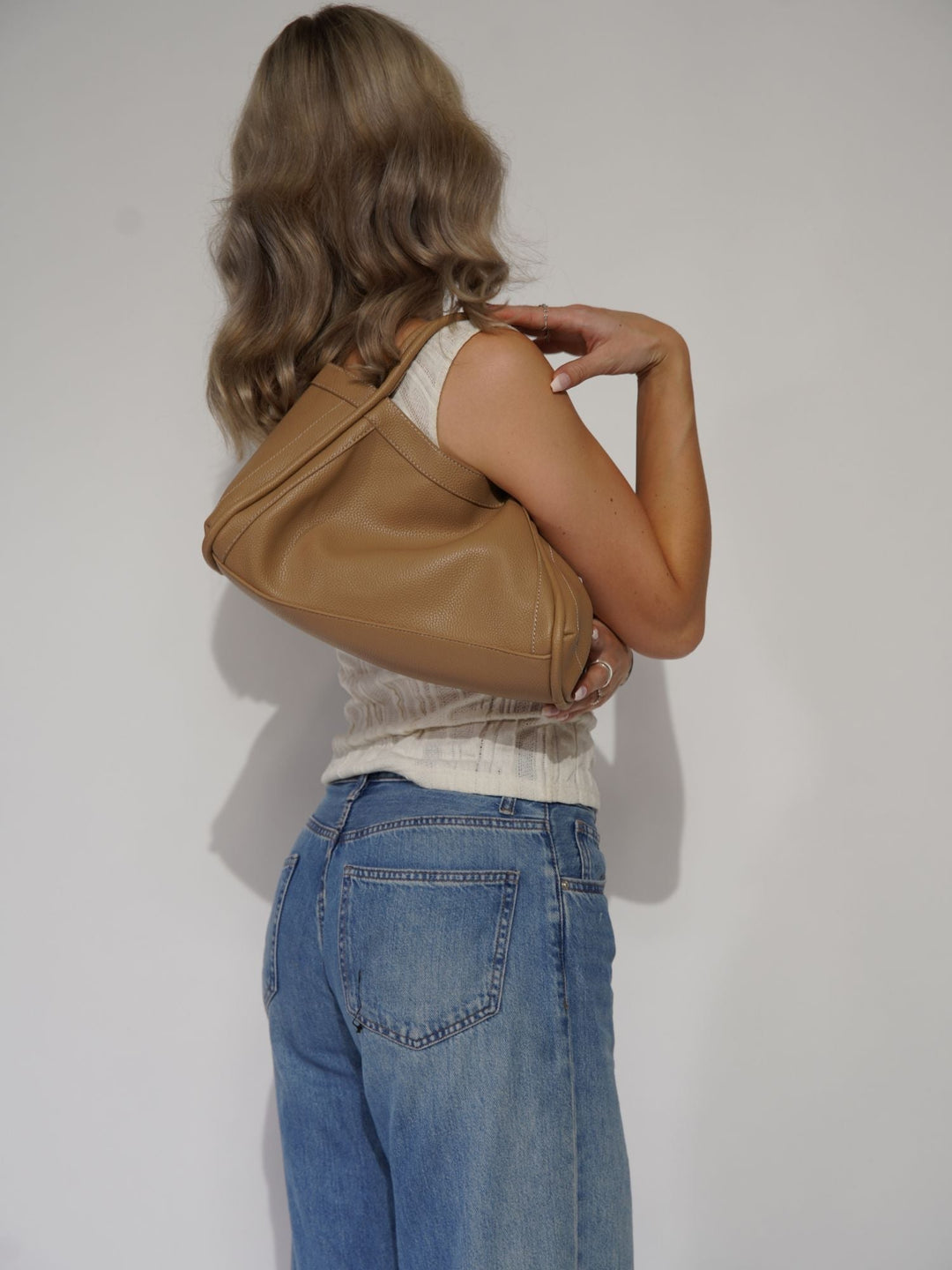 Levoire | Sac À Main Élégant Avec Silhouette Épurée