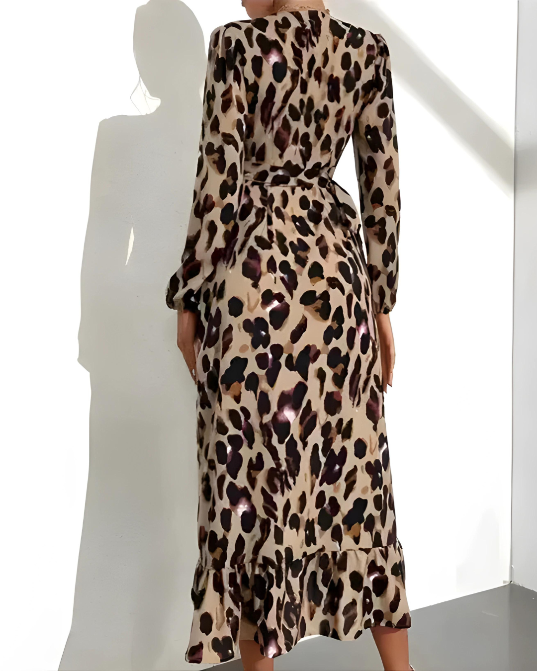 Levoire | Robe col en V ajouré