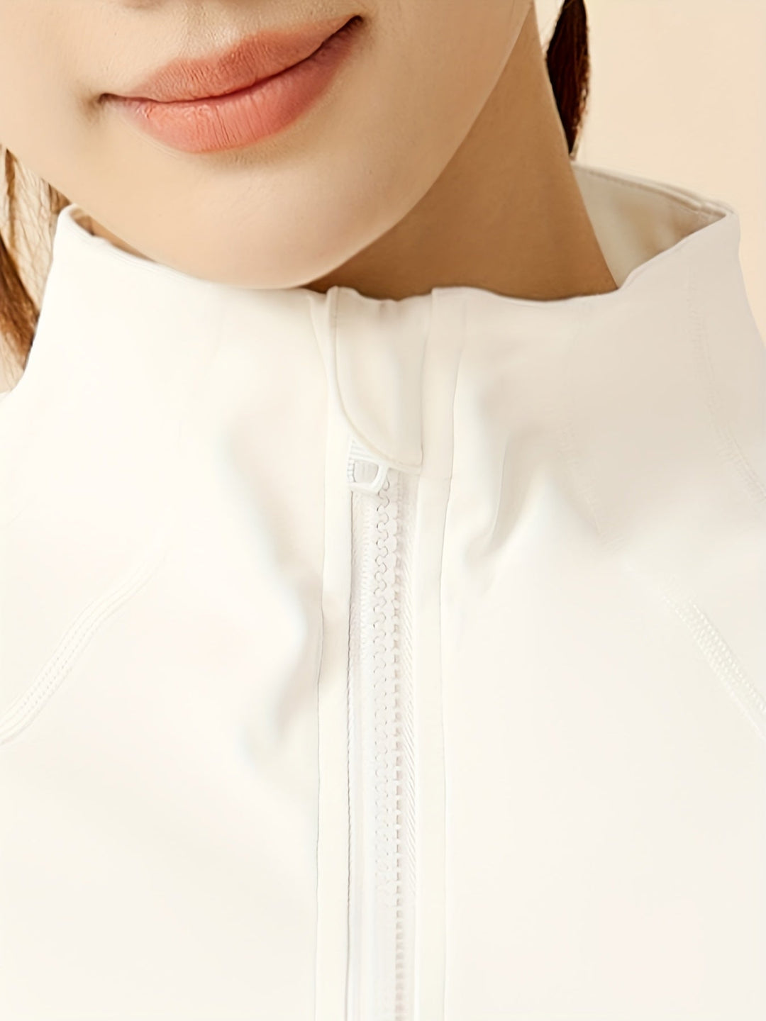 Levoire | Veste De Sport Courte En Tissu Respirant Avec Col Montant