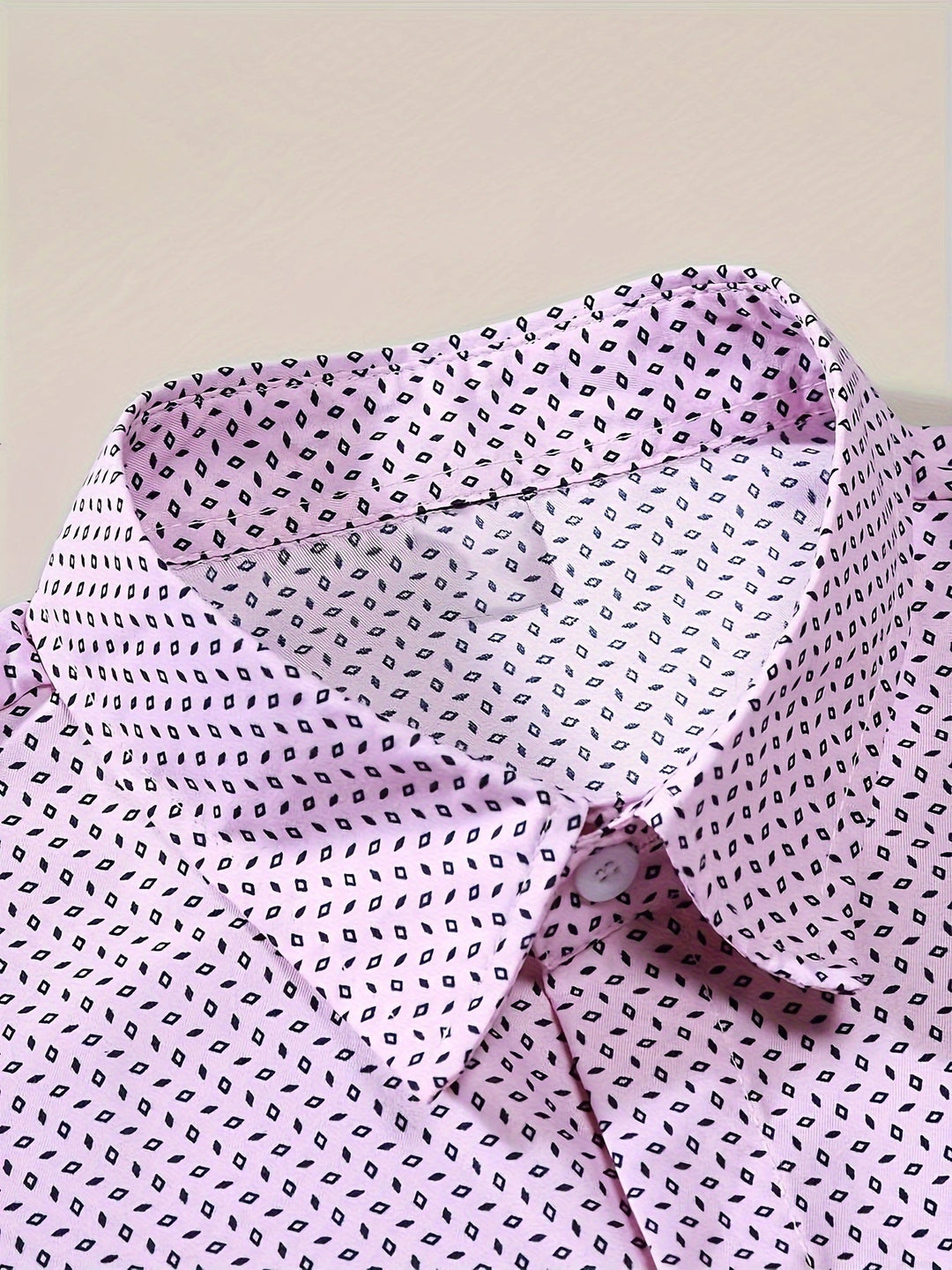 Levoire | Chemise Pour Homme Avec Un Col Retourné Tendance Et Des Manches Longues