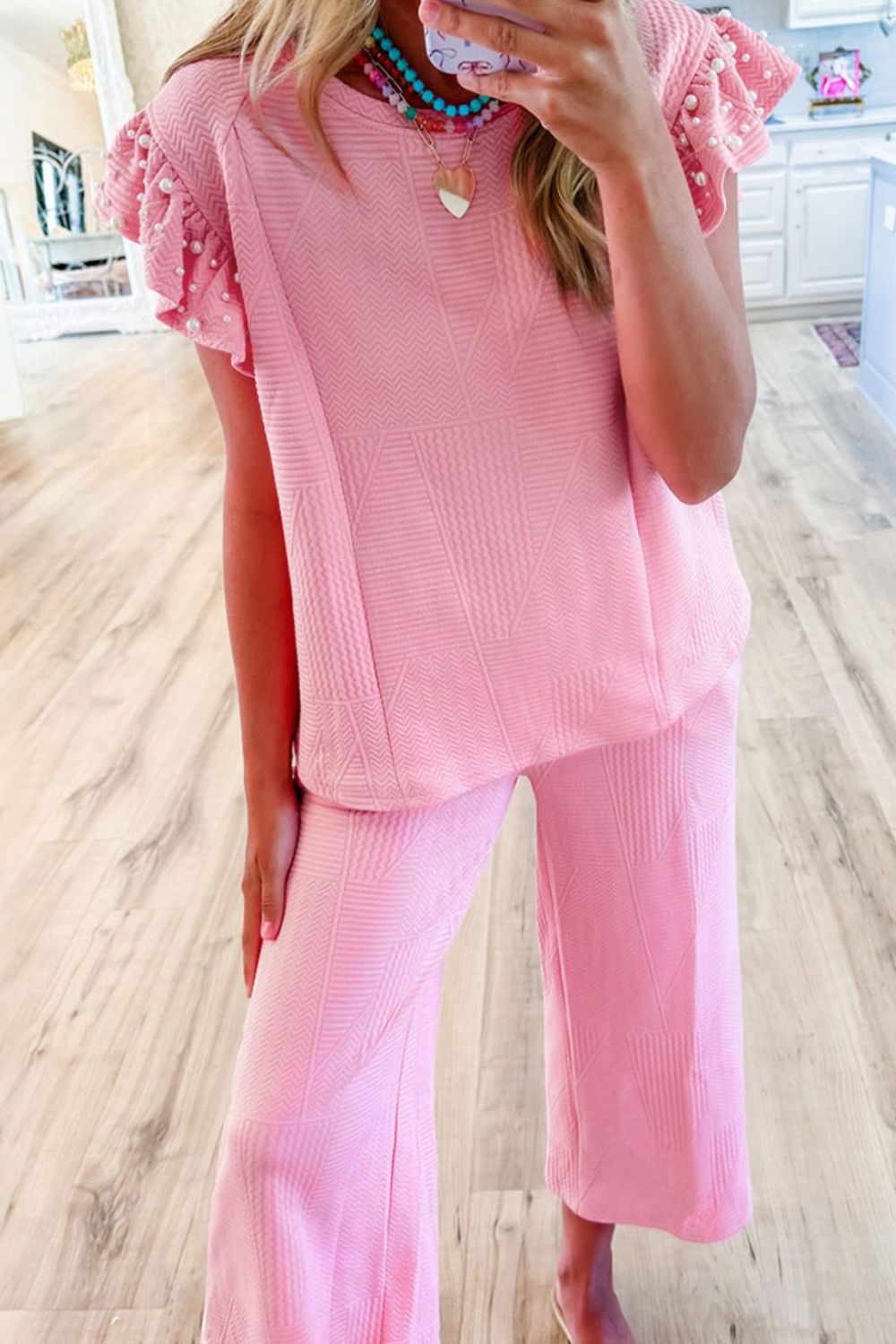 Levoire | Top Élégant Avec Détails En Perles Et Manches Volantées & Pantalon Large Set