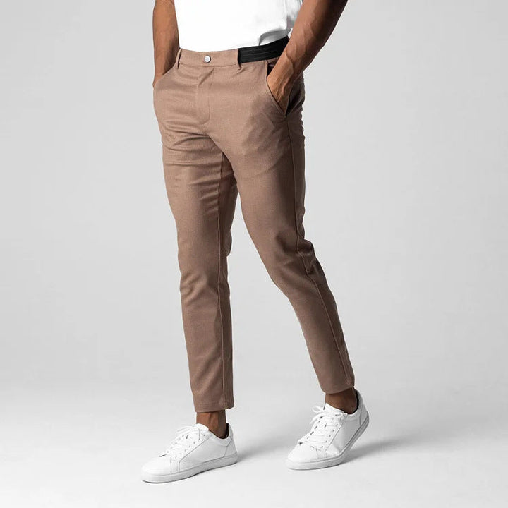 Levoire | Pantalons En Tissu Confortables Braun