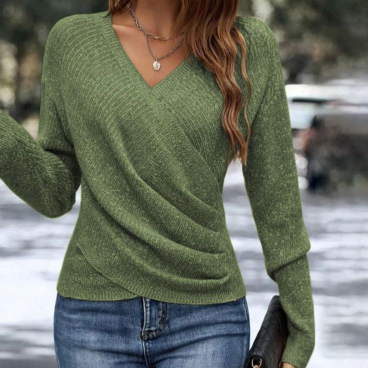 Levoire | Pull-over uni à col en V Vert foncé 1
