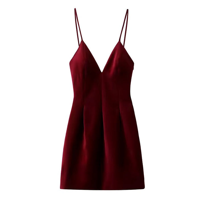 Levoire | Robe En Satin Élégante Avec Des Bretelles Spaghetti Bordeaux