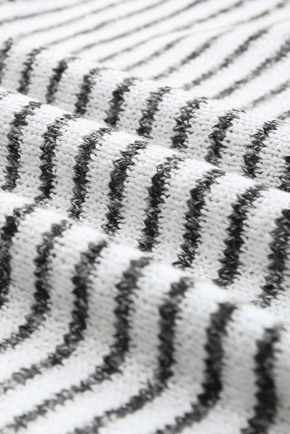 Levoire | Pull Ample Gris Raye, Parfait Pour Les Journees Decontractees