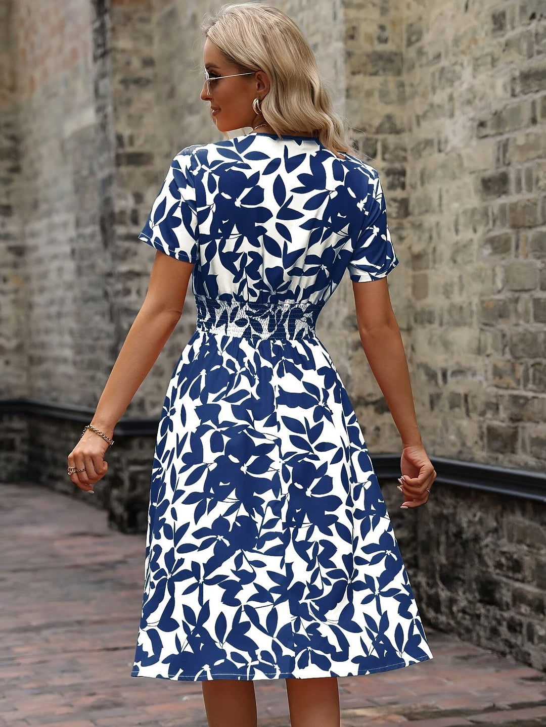 Levoire | Robe Midi Pour Femmes À Motif Floral Avec Des Détails Froncés